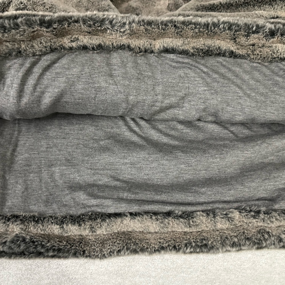 Bke Furry Pullover Sweater - image 4